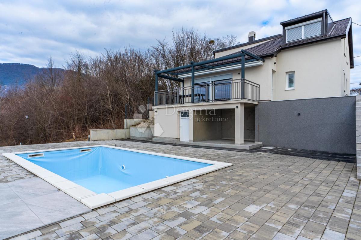 Hiša Vlaškovec, Jastrebarsko - Okolica, 217m2