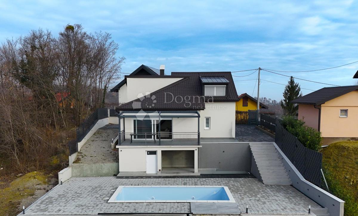 Hiša Vlaškovec, Jastrebarsko - Okolica, 217m2