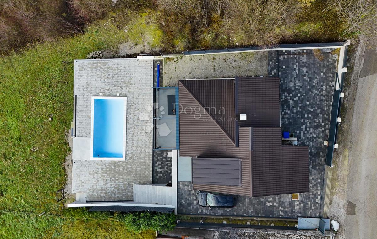 Hiša Vlaškovec, Jastrebarsko - Okolica, 217m2