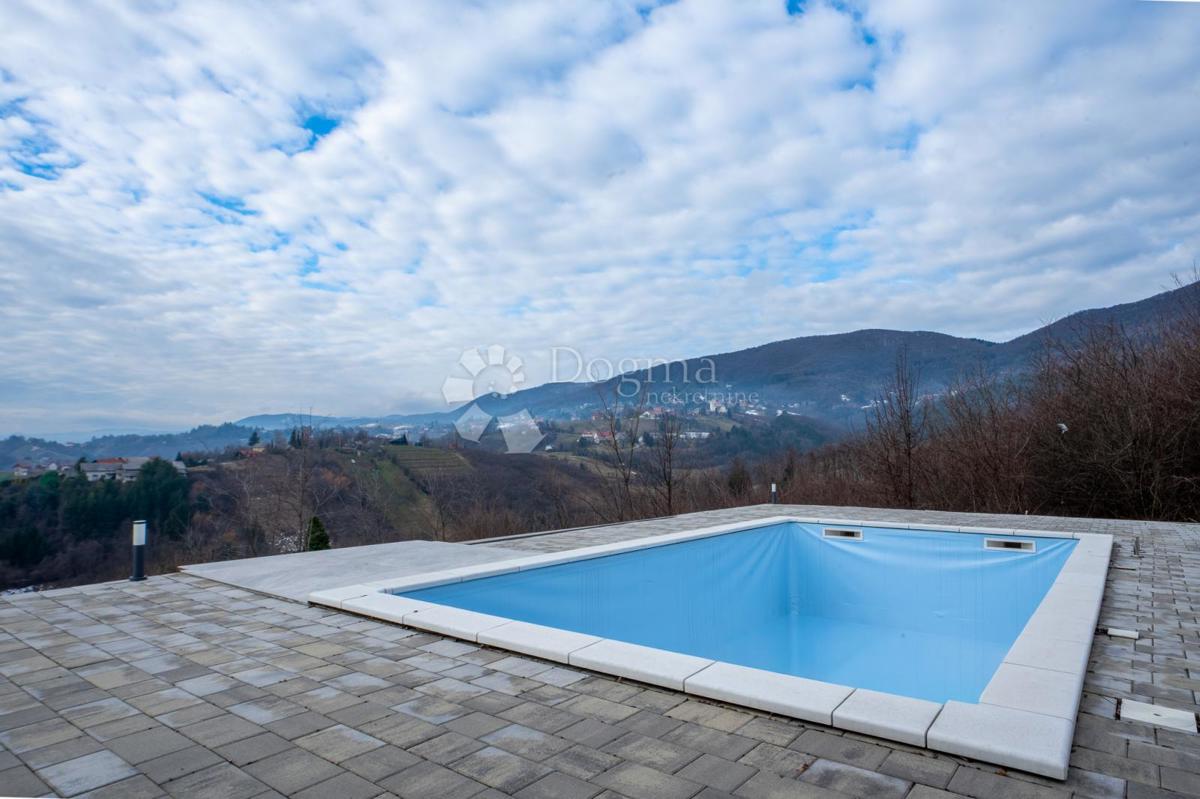 Hiša Vlaškovec, Jastrebarsko - Okolica, 217m2