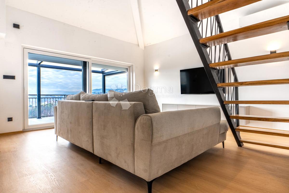 Hiša Vlaškovec, Jastrebarsko - Okolica, 217m2