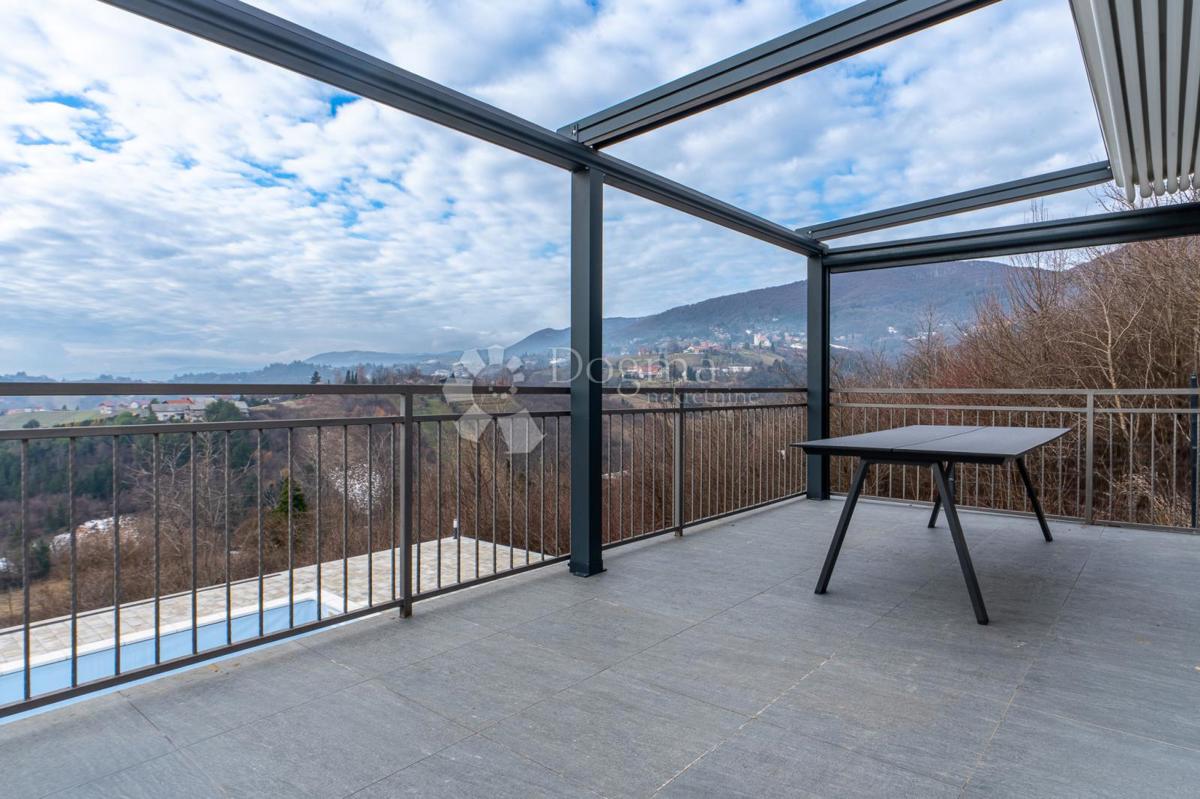 Hiša Vlaškovec, Jastrebarsko - Okolica, 217m2