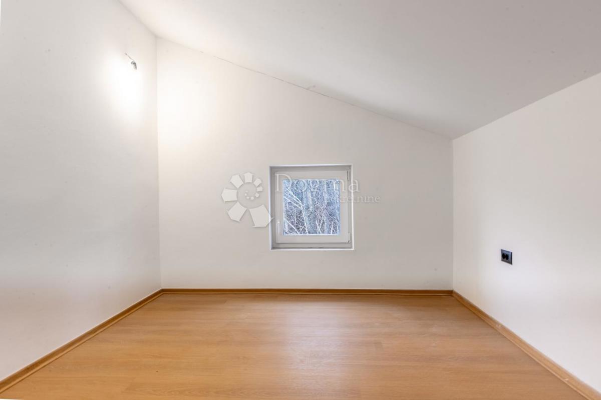 Hiša Vlaškovec, Jastrebarsko - Okolica, 217m2