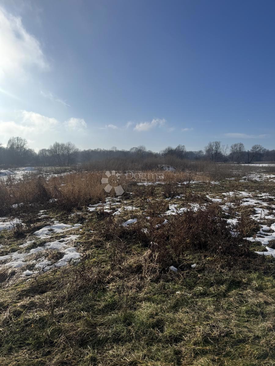 Zazidljivo zemljišče Biškupec, Varaždin, 2.316m2