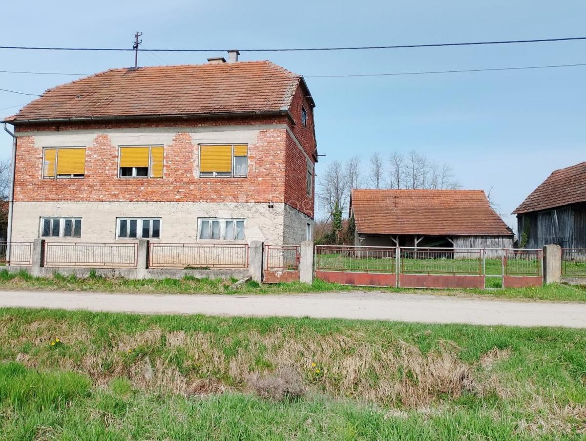 Hiša Tedrovec, Brckovljani, 180m2