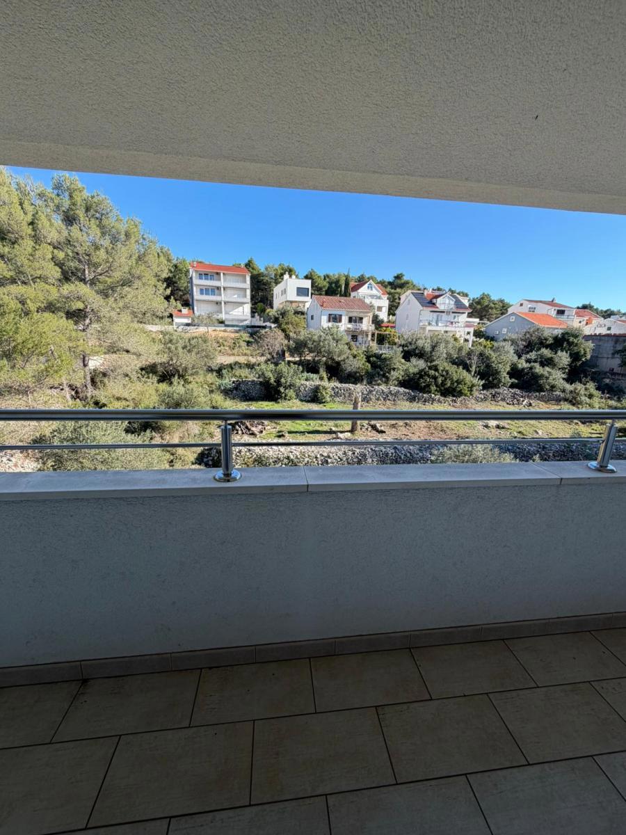 Stanovanje Okrug Gornji, Okrug, 72m2