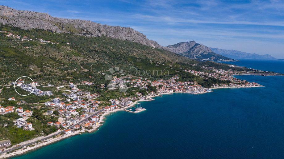 Hiša Jesenice, Dugi Rat, 105m2