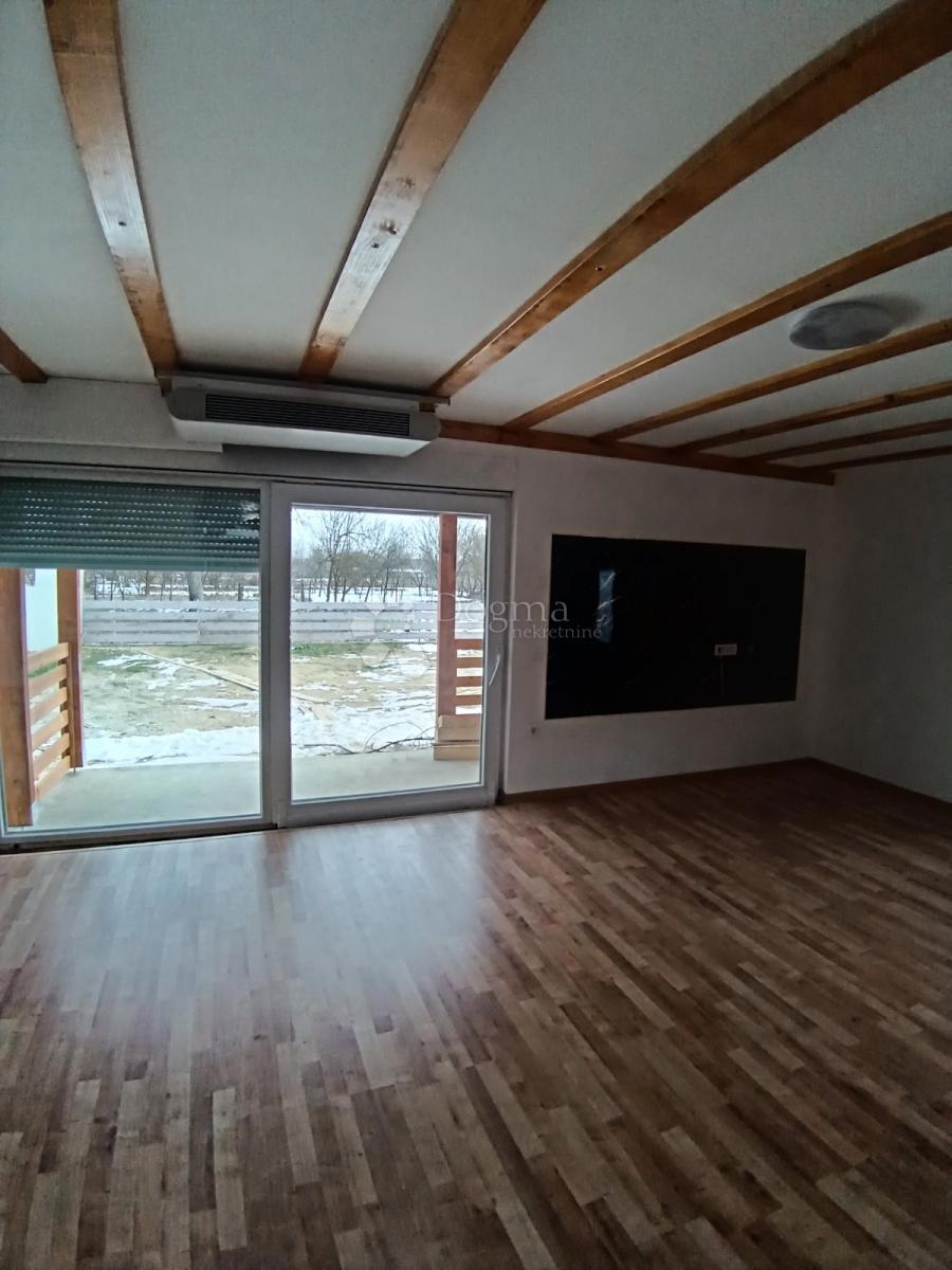 Hiša Rakitovica, Donji Miholjac, 151,39m2