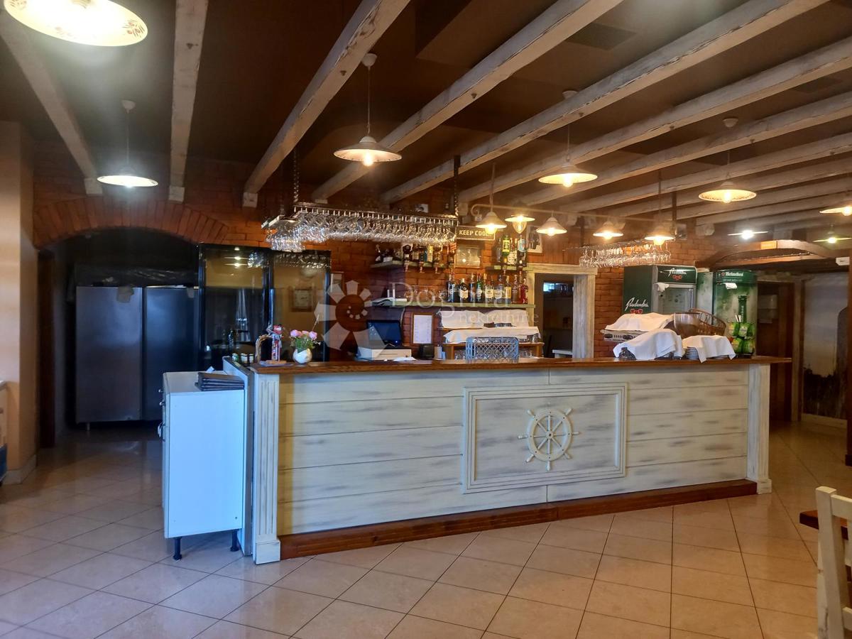 Poslovni prostor Zaton, Nin, 285m2