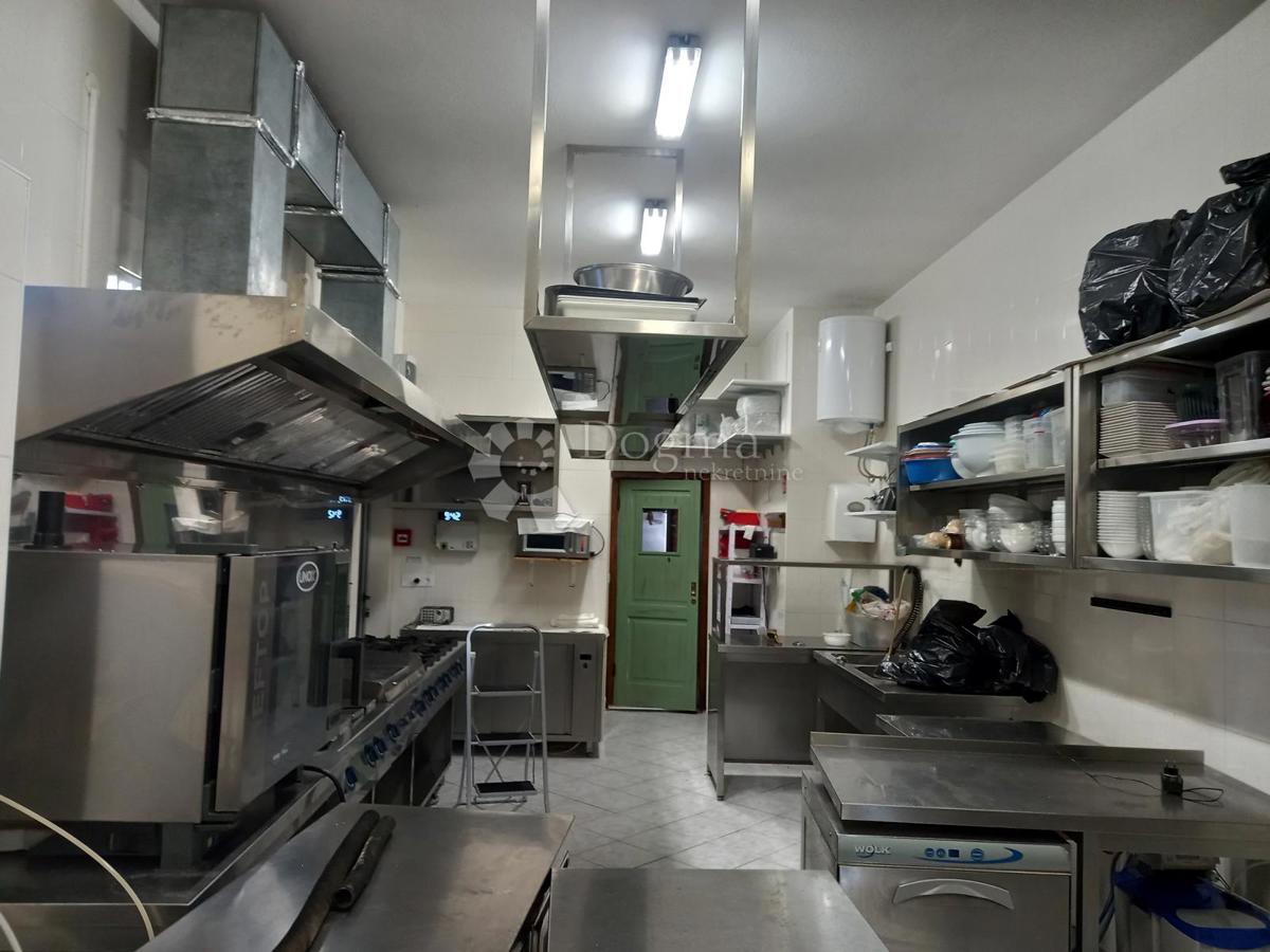 Poslovni prostor Zaton, Nin, 285m2