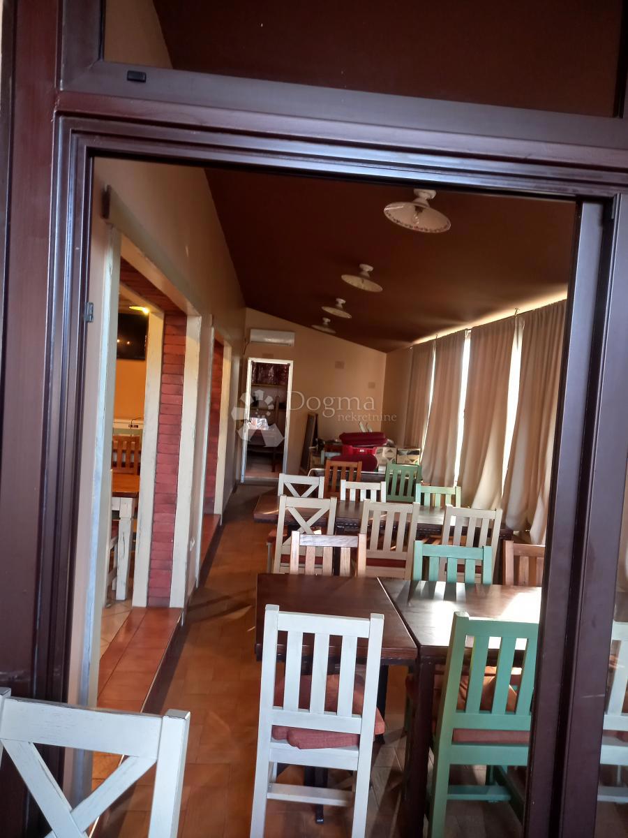 Poslovni prostor Zaton, Nin, 285m2