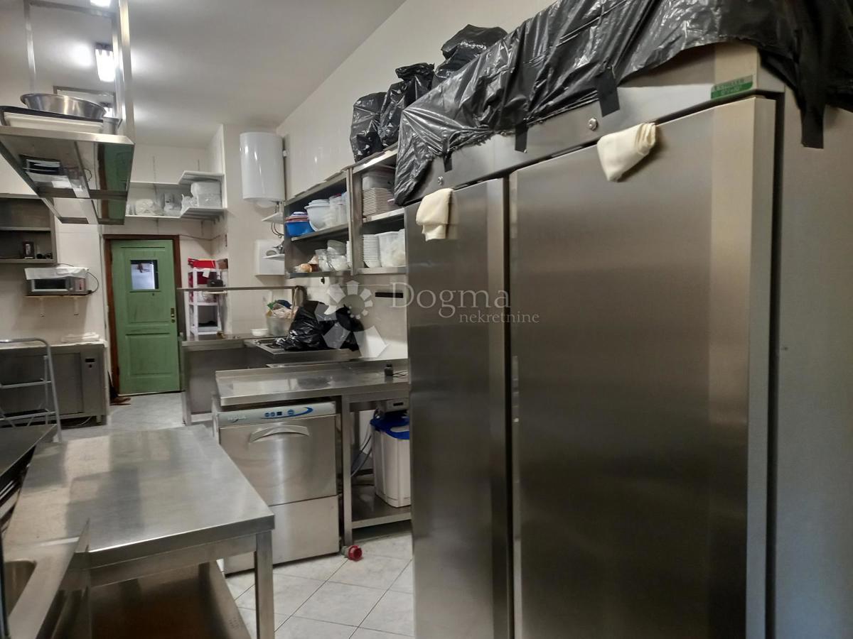 Poslovni prostor Zaton, Nin, 285m2