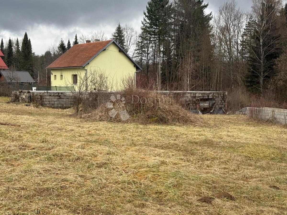 Zazidljivo zemljišče Centar, Gospić, 2.200m2