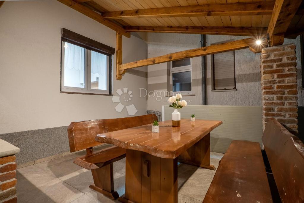 Hiša Novi Vinodolski, 120m2