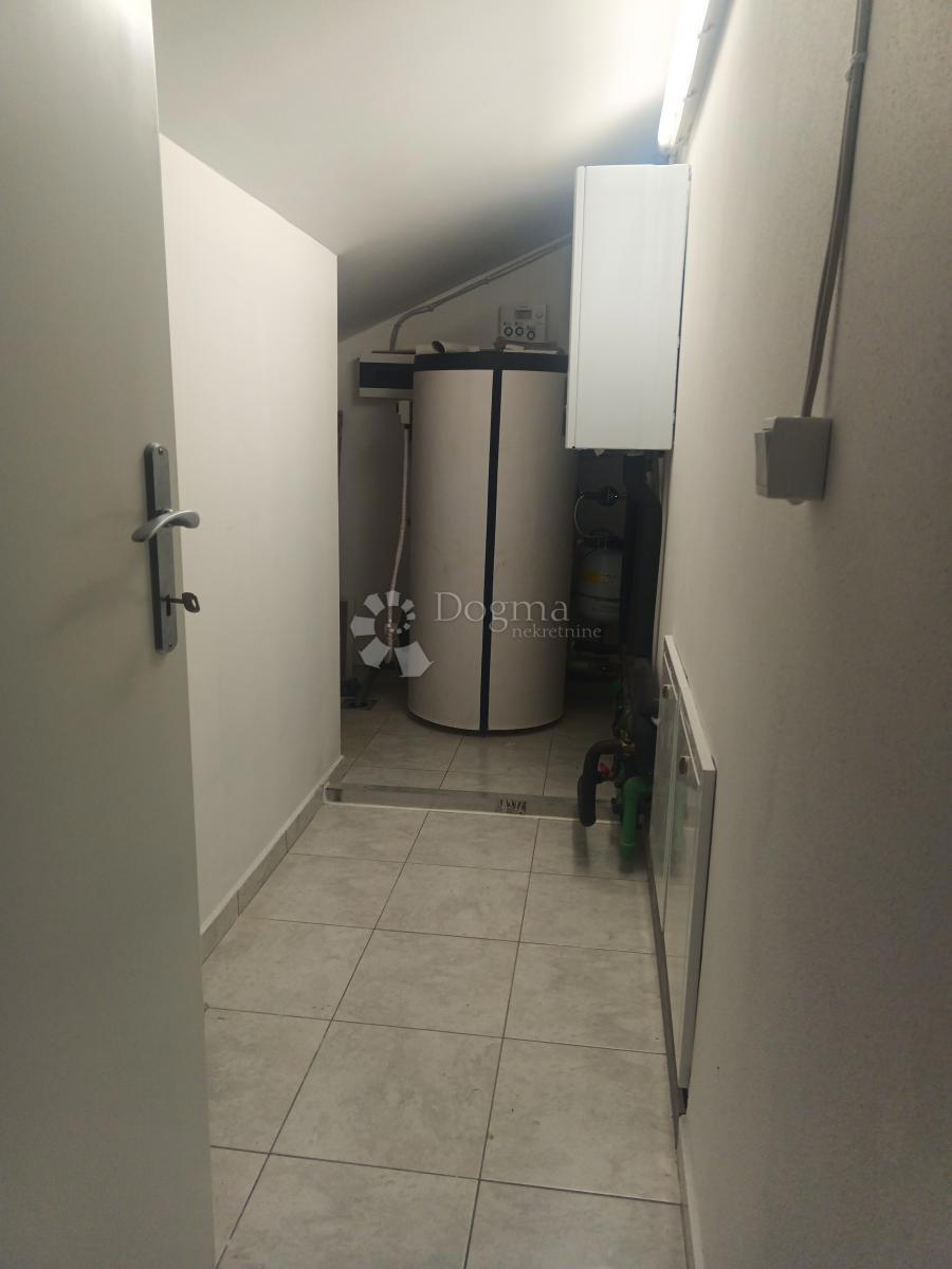 Hiša Zaton, Nin, 216m2