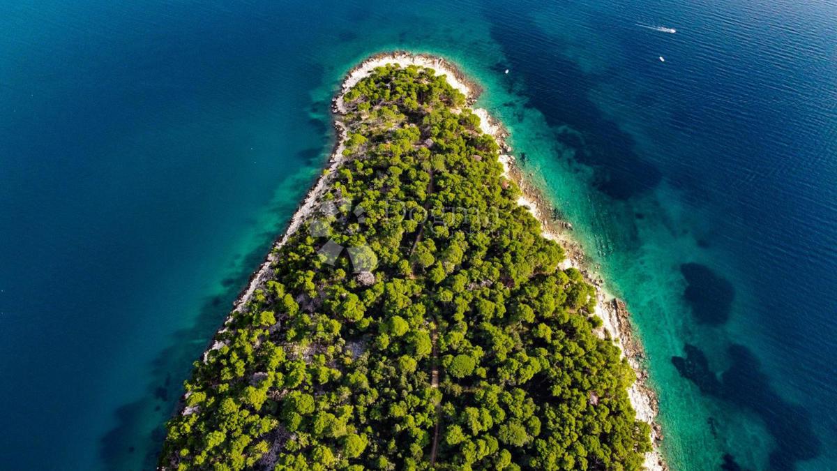 Hiša Kampor, Rab, 16.340m2