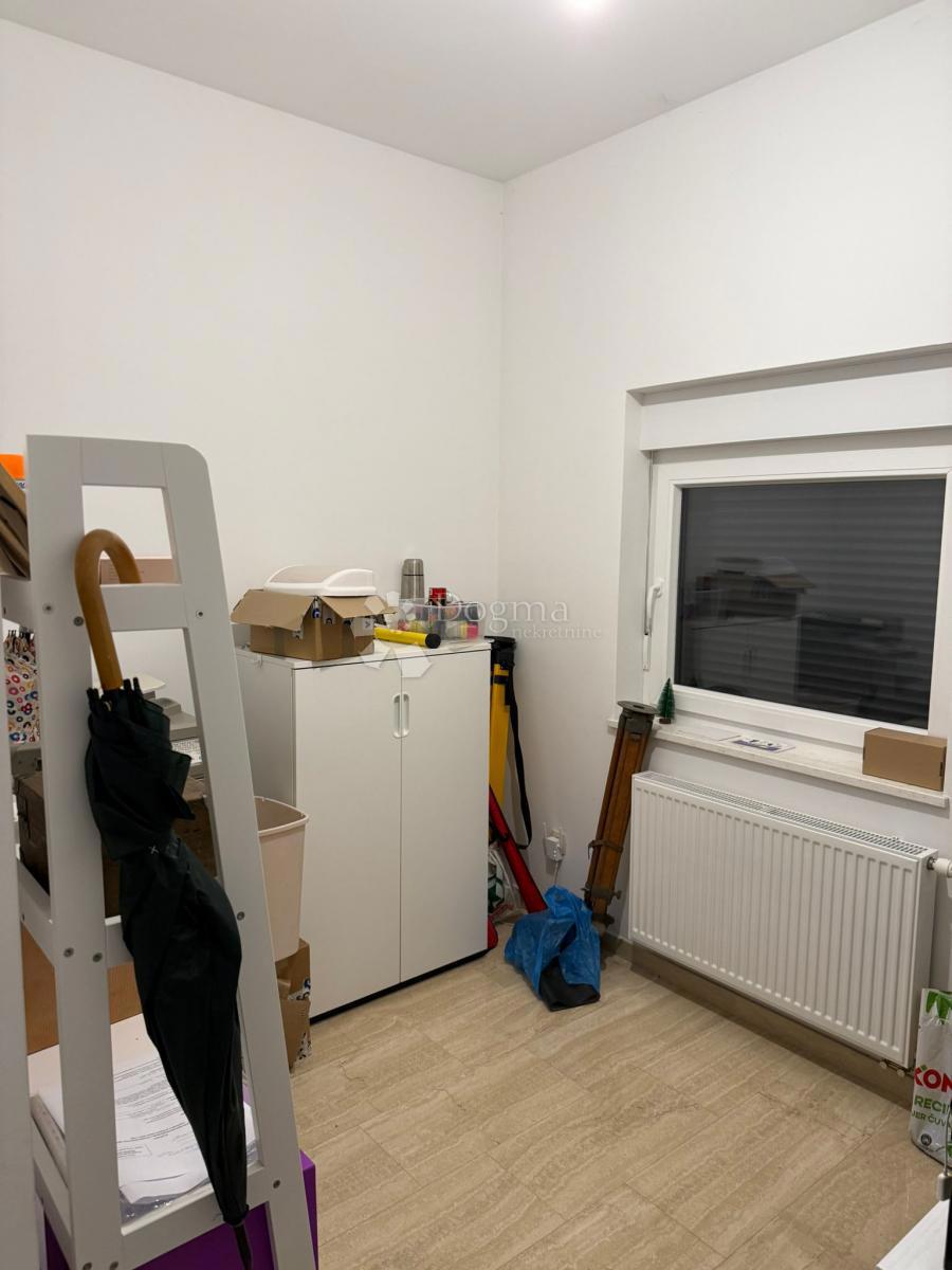 Poslovni prostor Sesvetski Kraljevec, Sesvete, 48,05m2