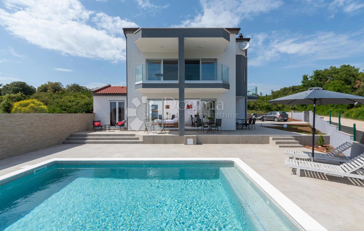 Hiša Duga Uvala, Marčana, 165m2