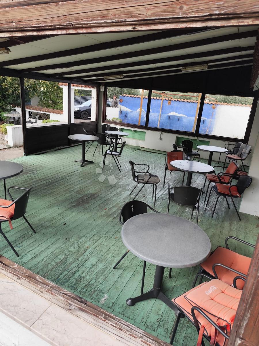 Poslovni prostor Raslina, Šibenik - Okolica, 247m2