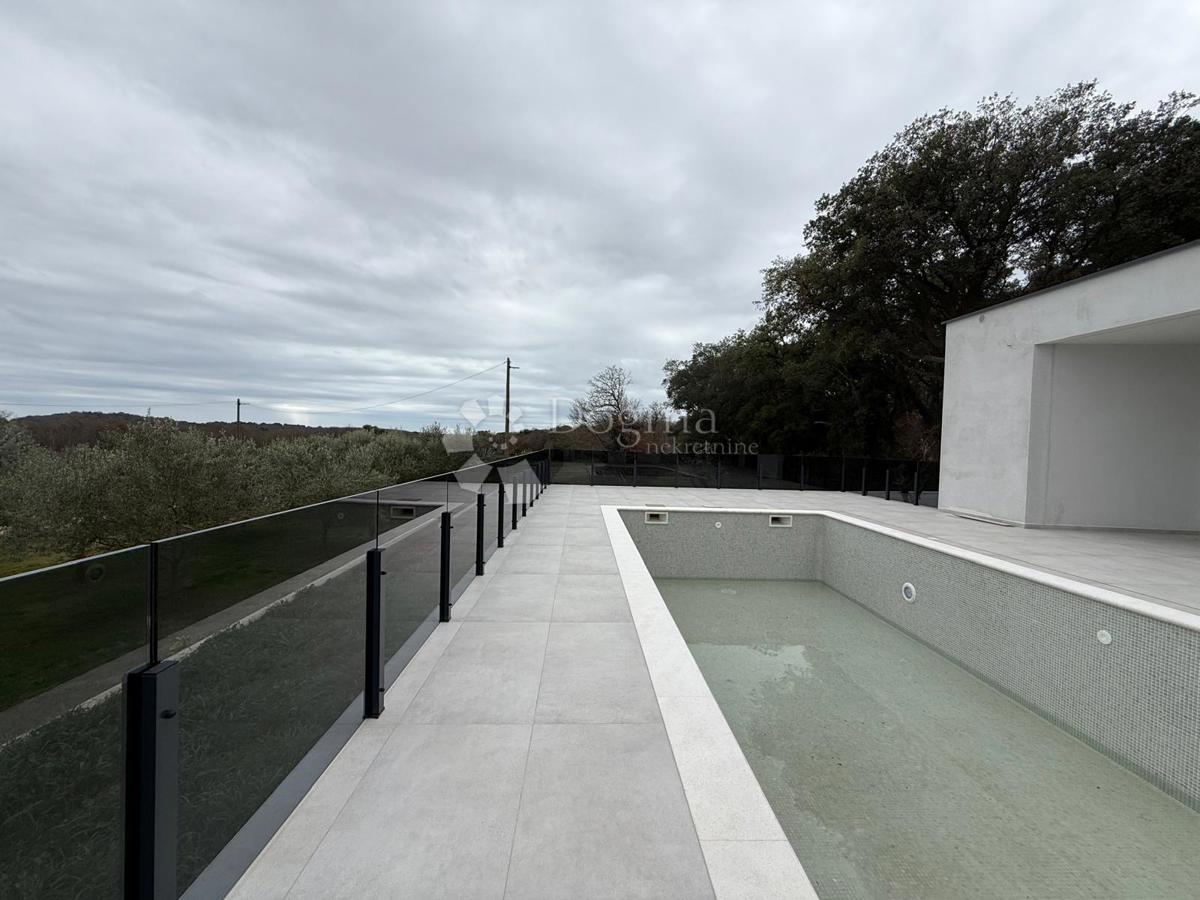 Hiša Šijana, Pula, 205m2