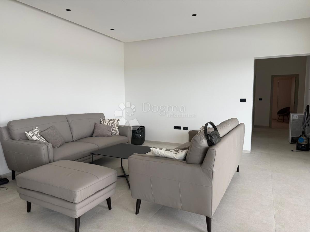 Hiša Šijana, Pula, 205m2