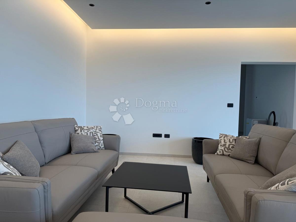 Hiša Šijana, Pula, 205m2