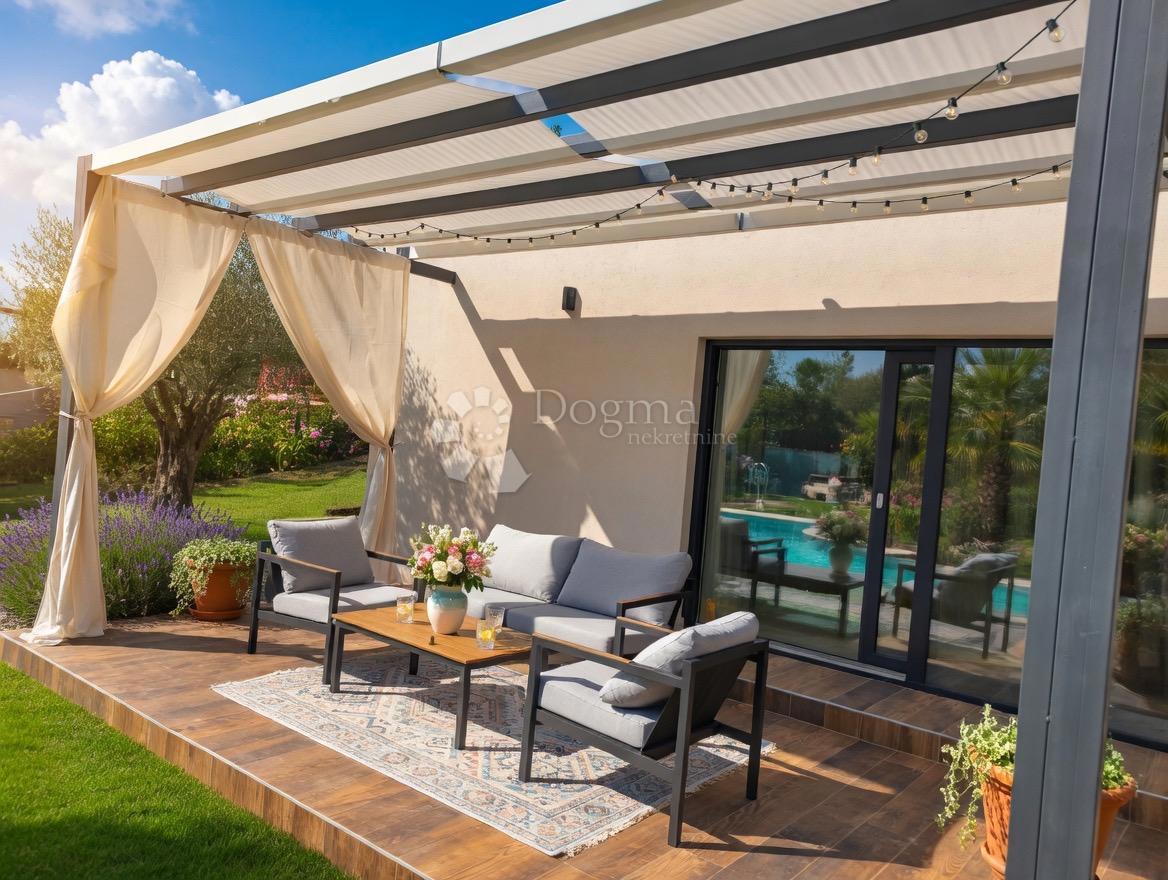 Hiša Višnjan, 66m2