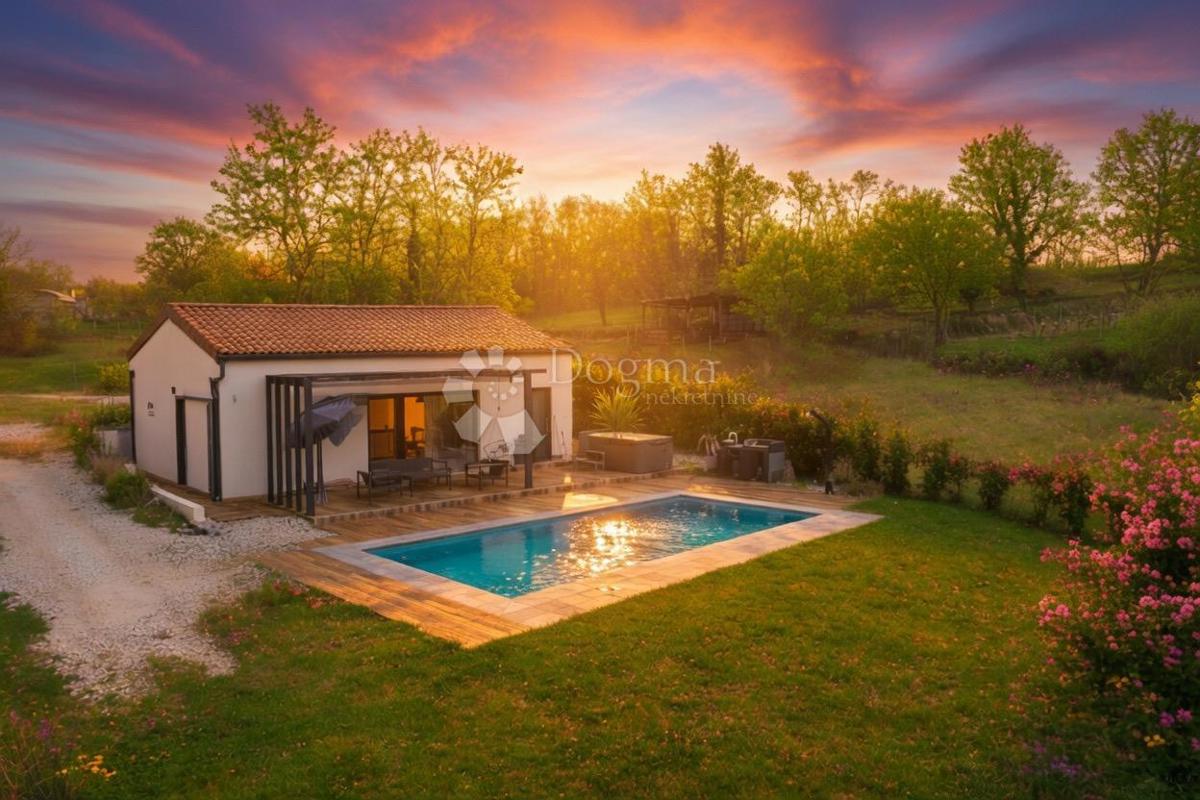 Hiša Višnjan, 66m2