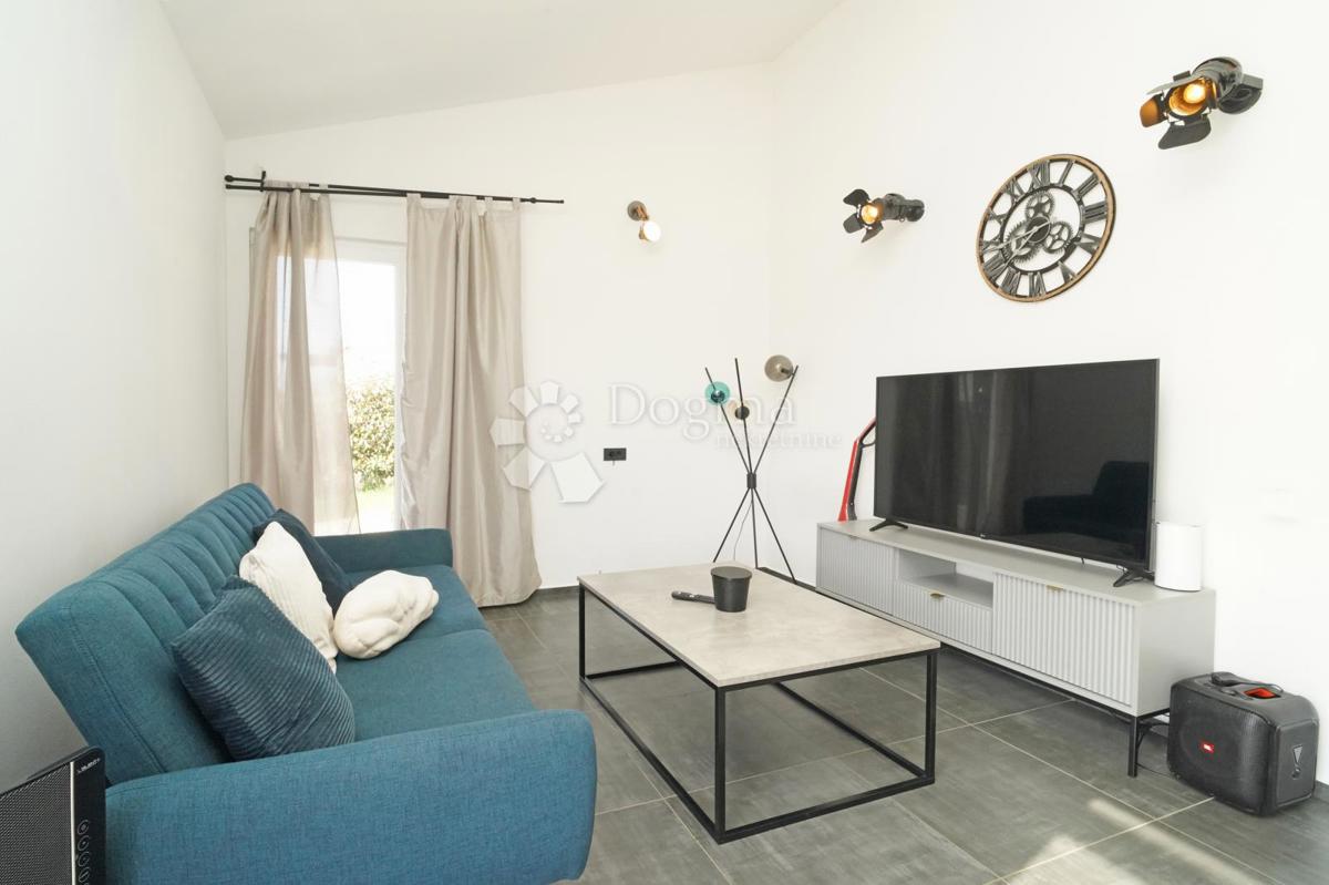 Hiša Višnjan, 66m2