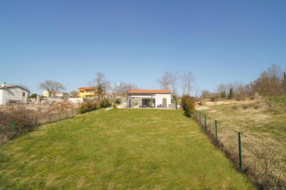 Hiša Višnjan, 66m2