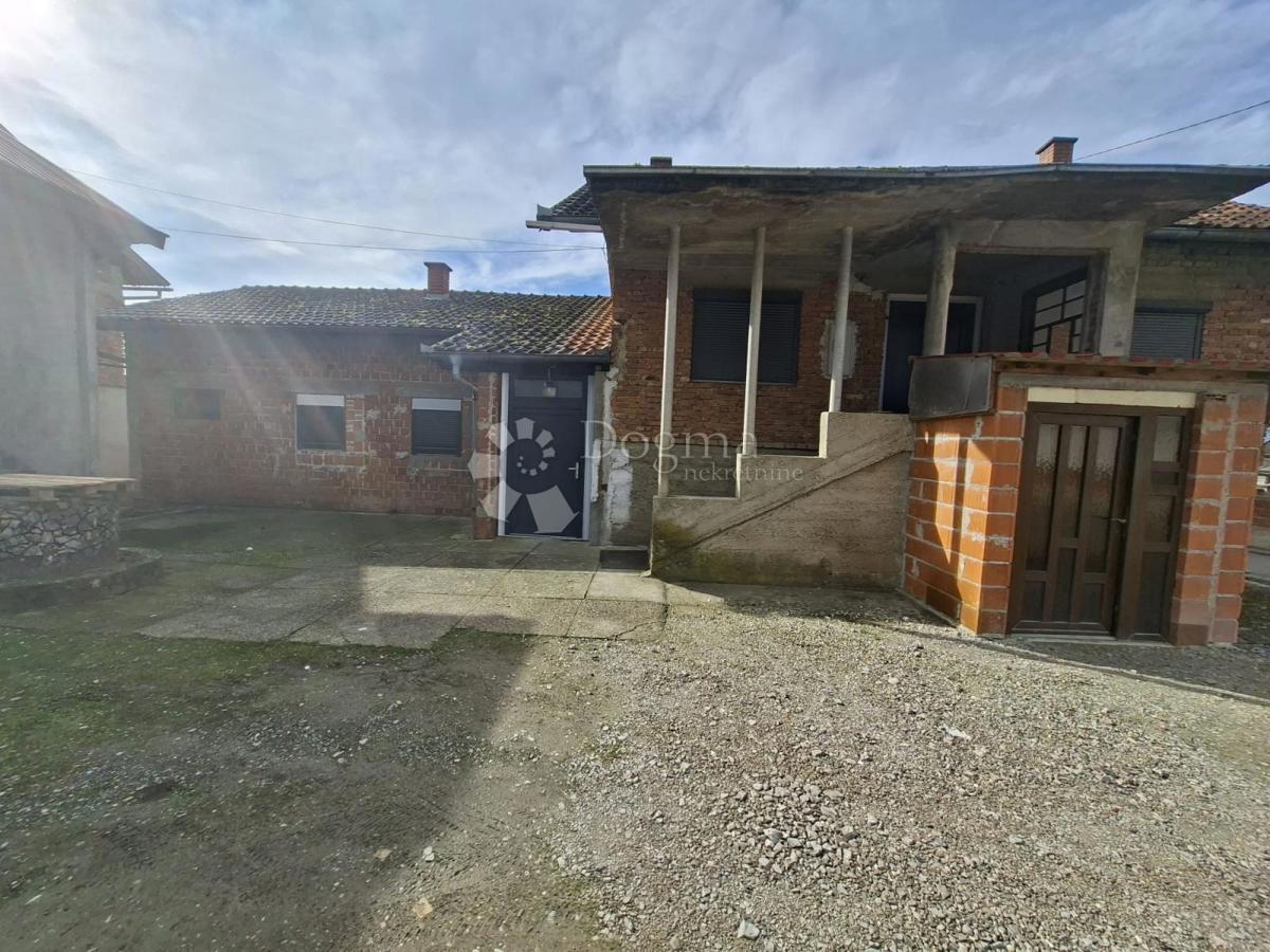 Hiša Jalševec Nartski, Rugvica, 200m2