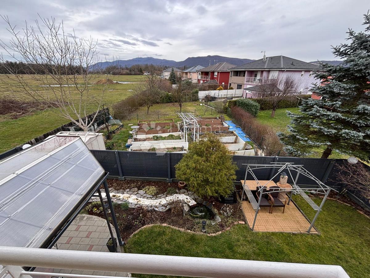 Hiša Novi Dvori, Zaprešić, 200m2