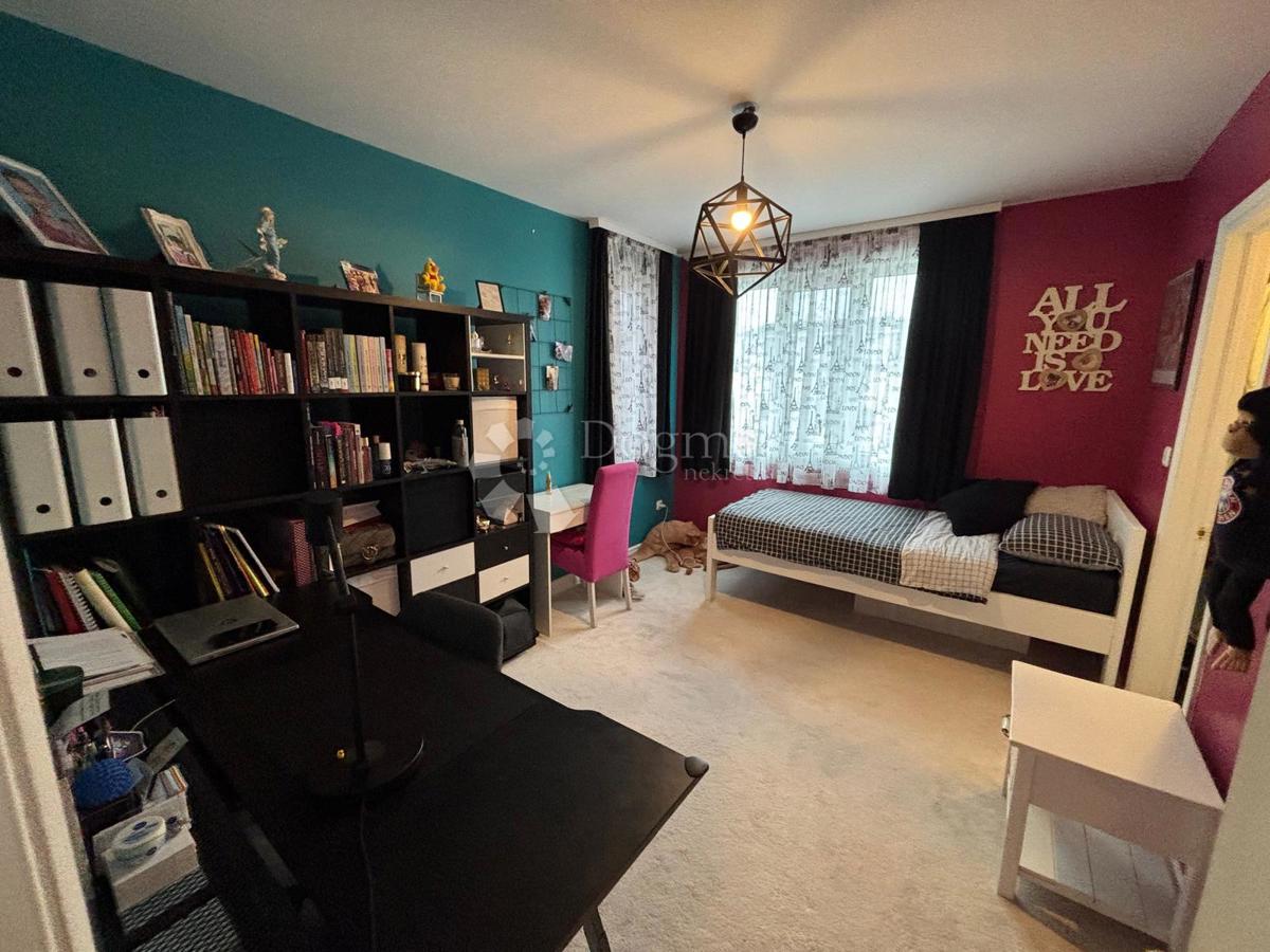 Hiša Novi Dvori, Zaprešić, 200m2