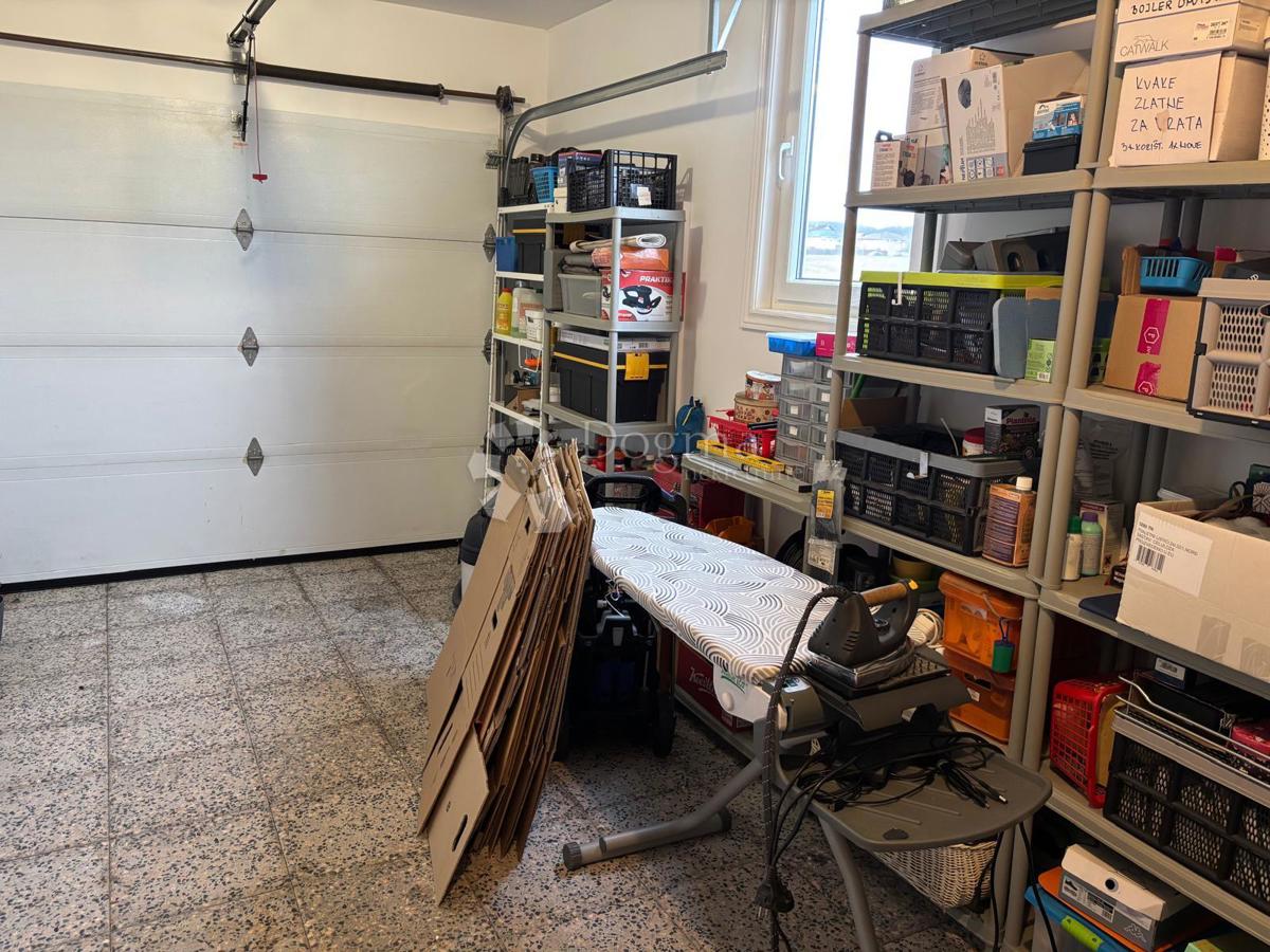 Hiša Novi Dvori, Zaprešić, 200m2