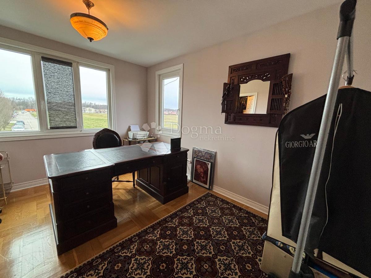 Hiša Novi Dvori, Zaprešić, 200m2