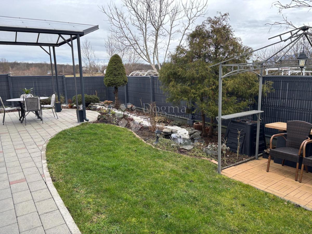 Hiša Novi Dvori, Zaprešić, 200m2