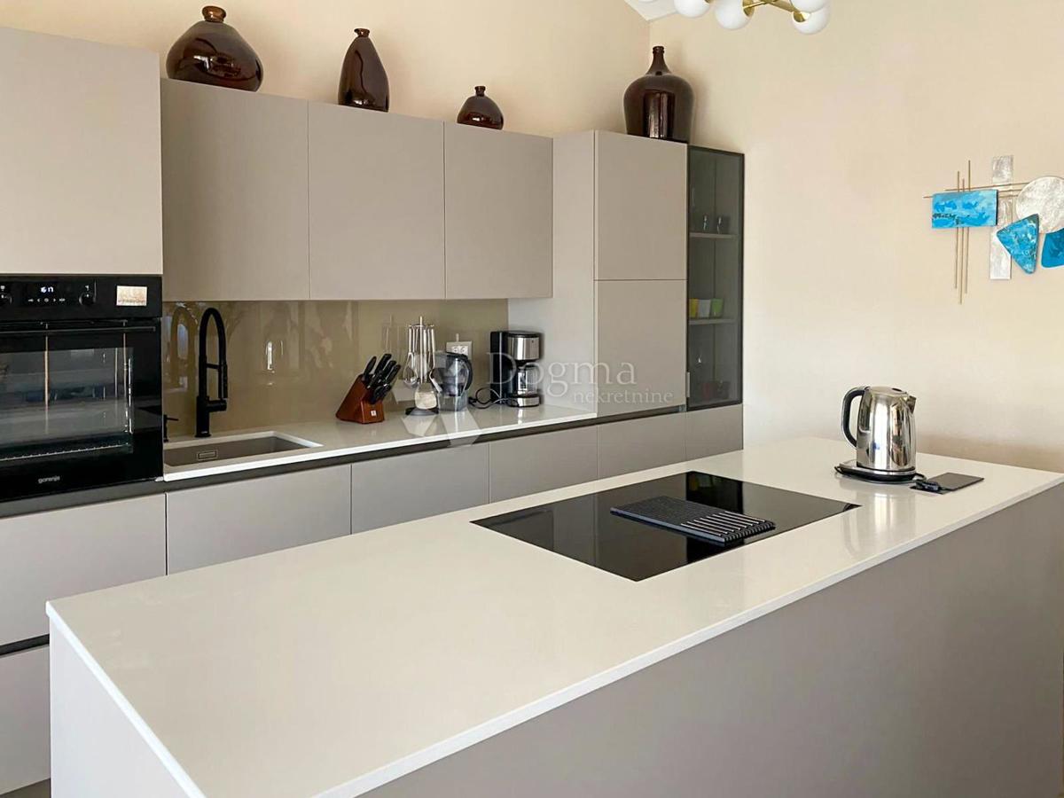 Hiša Karigador, Brtonigla, 185m2