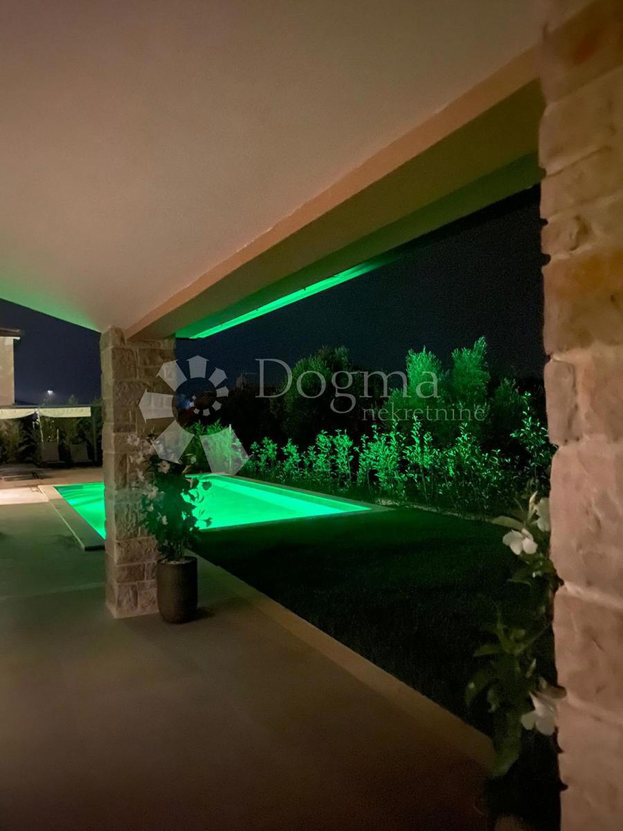 Hiša Karigador, Brtonigla, 185m2