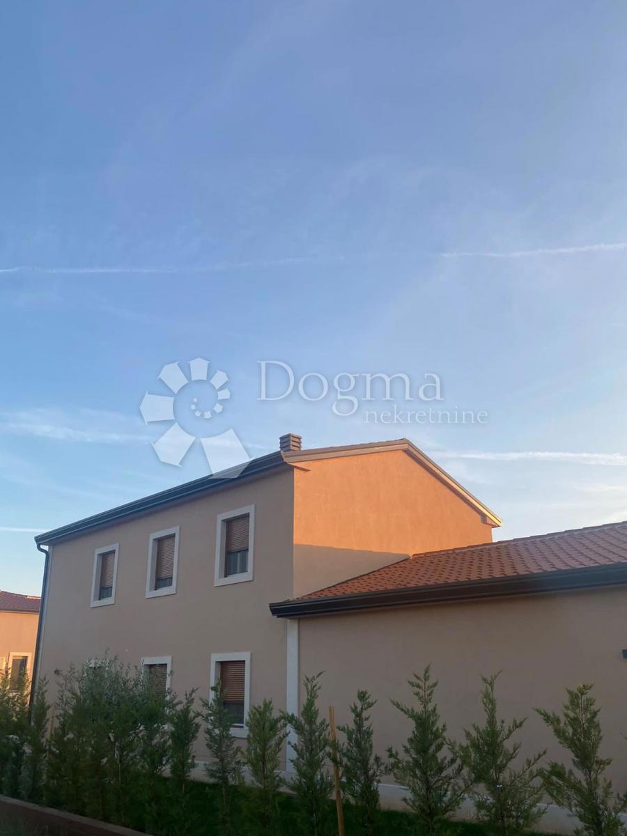 Hiša Karigador, Brtonigla, 185m2