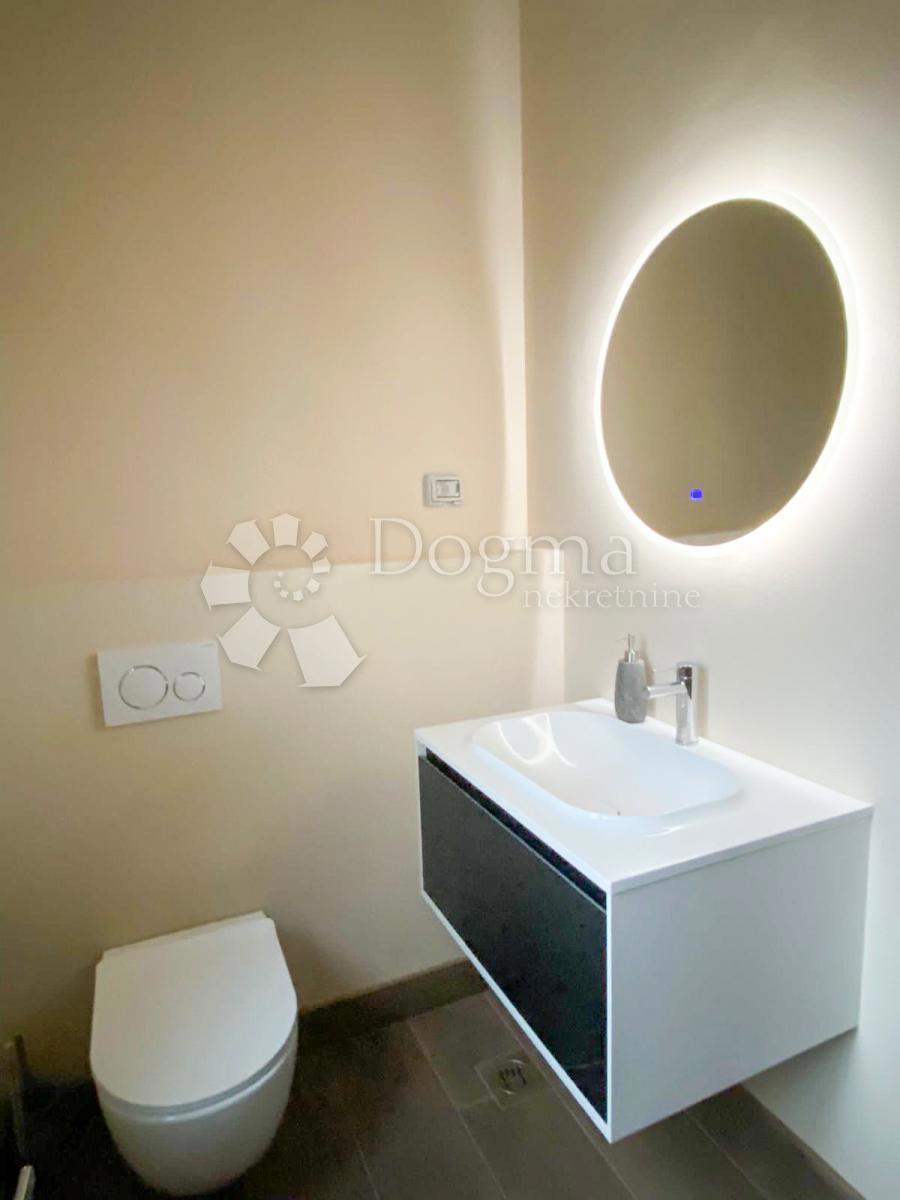 Hiša Karigador, Brtonigla, 185m2