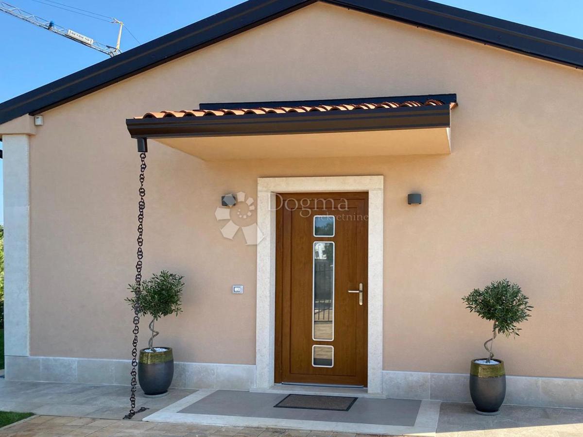 Hiša Karigador, Brtonigla, 185m2