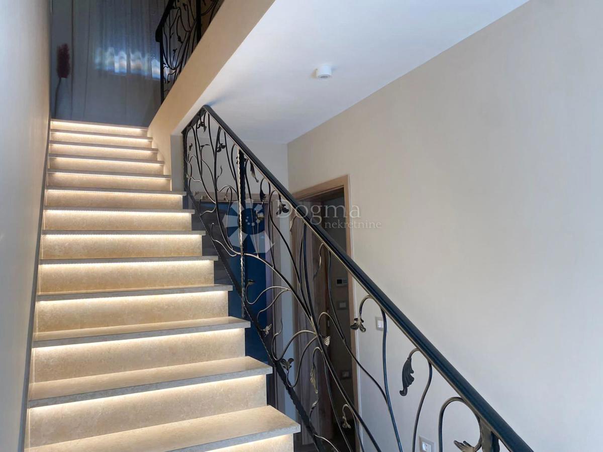 Hiša Karigador, Brtonigla, 185m2