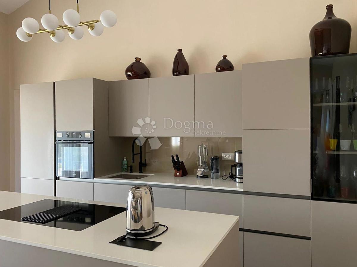 Hiša Karigador, Brtonigla, 185m2