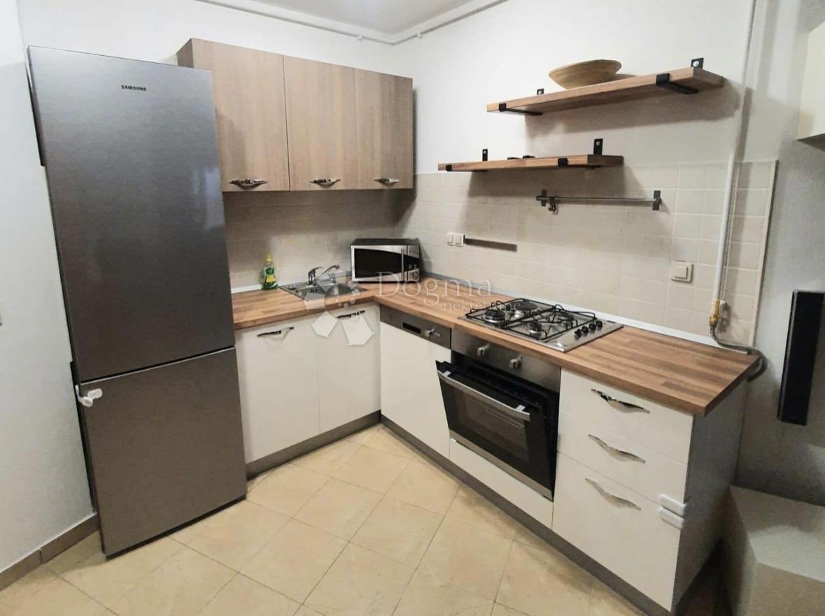 Stanovanje Oroslavje, 44m2