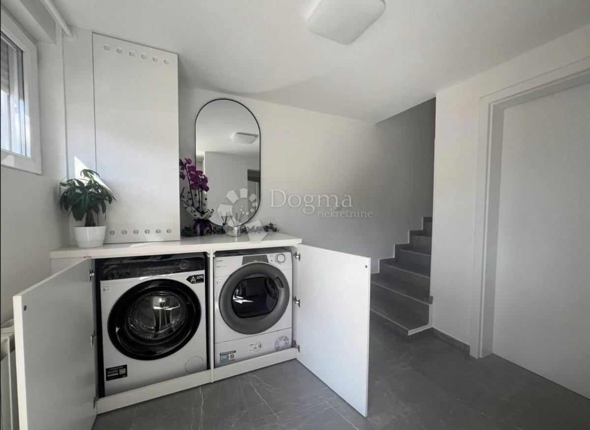 Stanovanje Borongaj, Peščenica - Žitnjak, 107m2