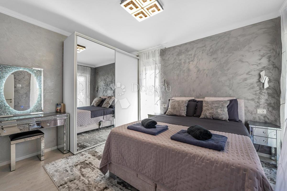 Hiša Bilice, Šibenik - Okolica, 142m2