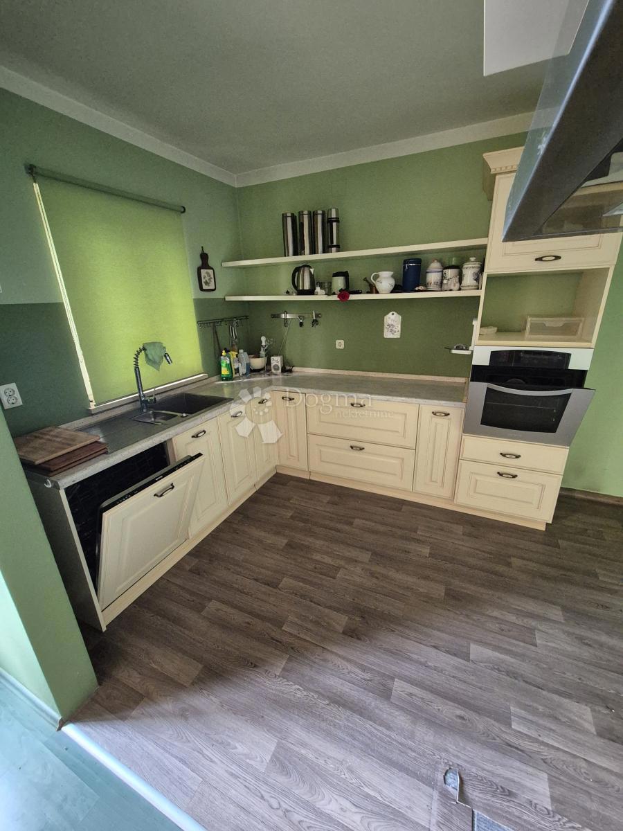 Hiša Podbilo, Senj, 162m2