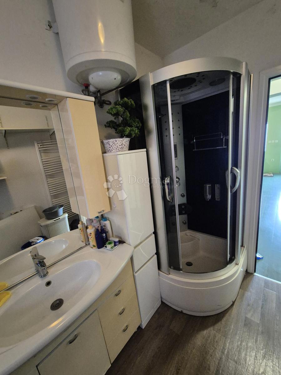 Hiša Podbilo, Senj, 162m2