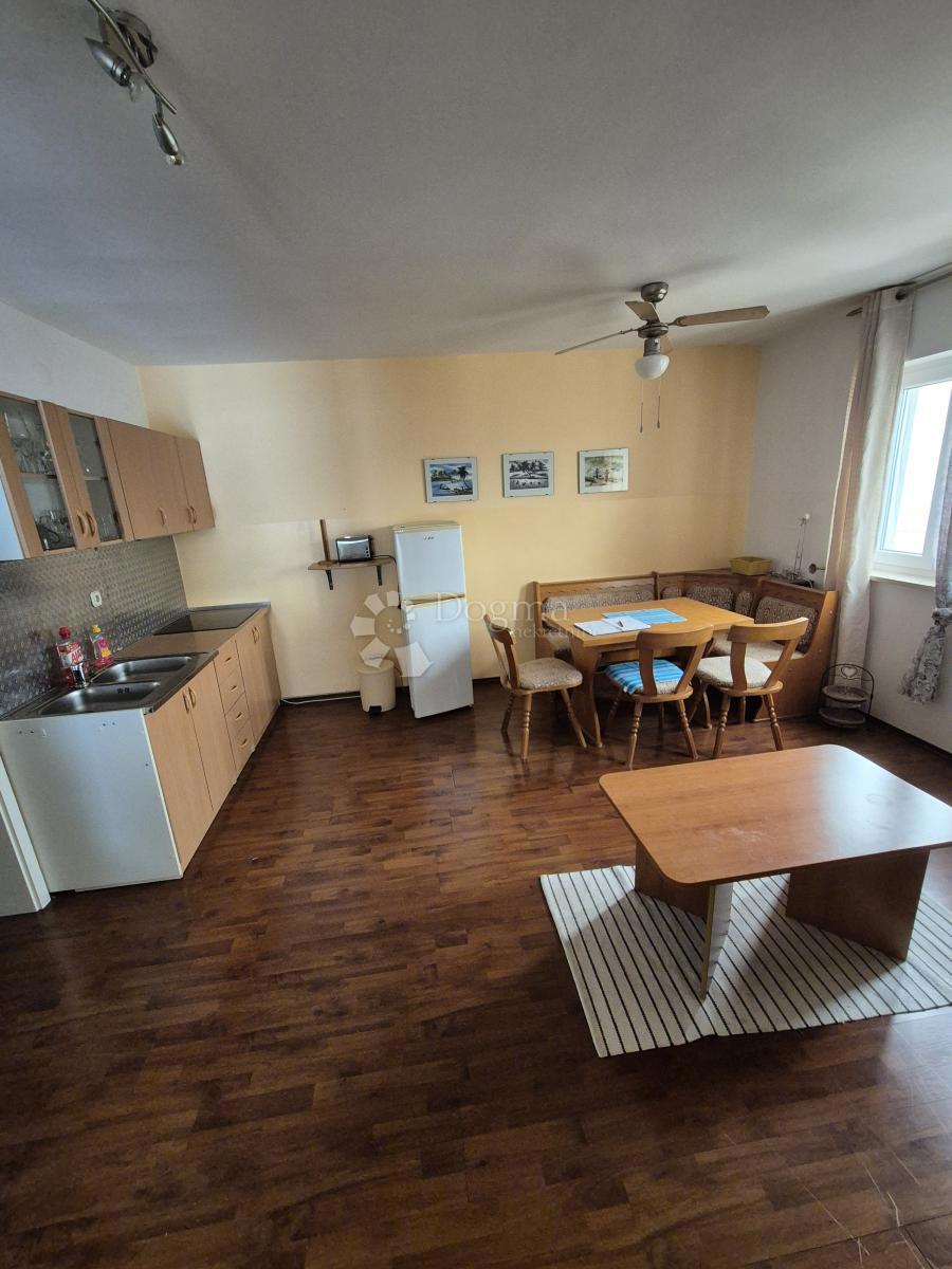 Hiša Podbilo, Senj, 162m2