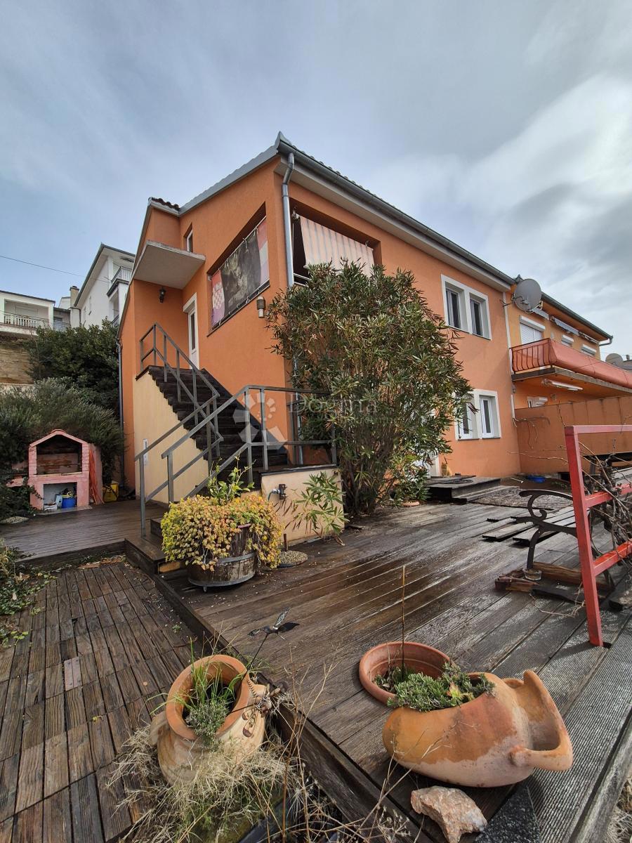 Hiša Podbilo, Senj, 162m2